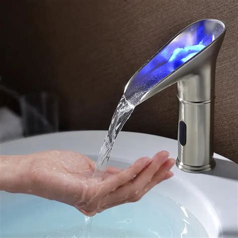 Touchless Waterfall Bathroom Faucet Rispa