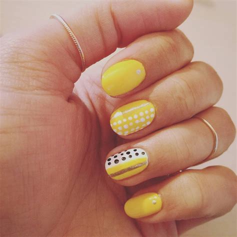 88 Stunning Yellow Nail Art Designs Just For You