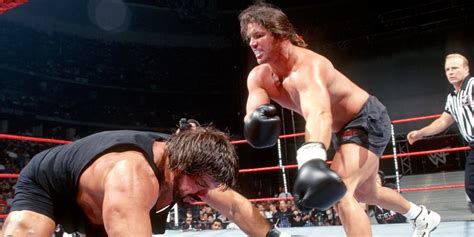 5 Best And 5 Worst Unscripted Moments In Wwe History