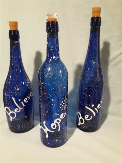 Botellas De Vino Pintadas A Mano Con Luces En Azul Real En Etsy