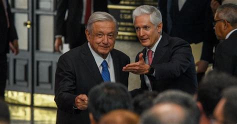 En Gesto Inédito Durante El Sexenio Amlo Arropa A Del Mazo En Su