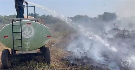 Incêndios no Pantanal atingem Transpantaneira estrada que cruza o