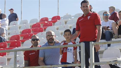 Fotos De La Afici N Durante El Algeciras Alcorc N En El Nuevo Mirador