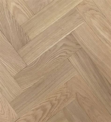 Engineered Oak Parquet Unfinished FT154 11 4x70x350mm Engineered