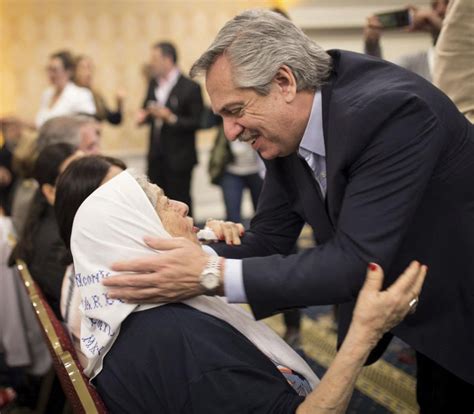 Qué dijo Alberto Fernández en su homenaje a las Madres de Plaza de Mayo