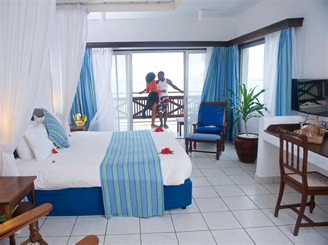 Best Price on Voyager Beach Resort in Mombasa + Reviews!