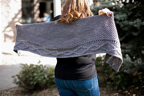 Ravelry Snowden Shawl Pattern By Meridith Shepherd