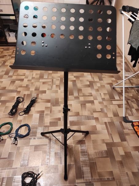 Продам оркестровый пюпитр Soundking. Приобретался на Ozon в 2021 Цена ...