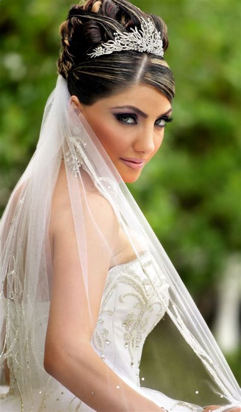 Wedding Hairstyles For Long Hair With Tiara And Veil