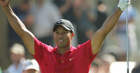 The Five Looking Back At Tiger Woods Best 72nd Hole Putts Pga Tour