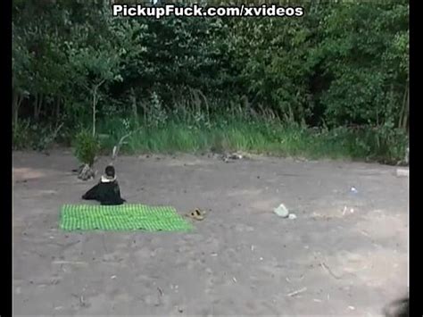 Morena Tetona Chupa En La Playa XVIDEOS