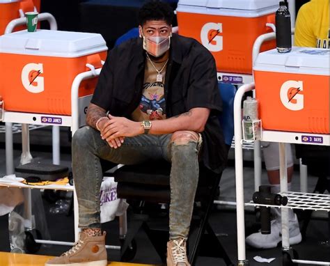 Lakers Injury Update Anthony Davis To Be Re Evaluated In Two Weeks