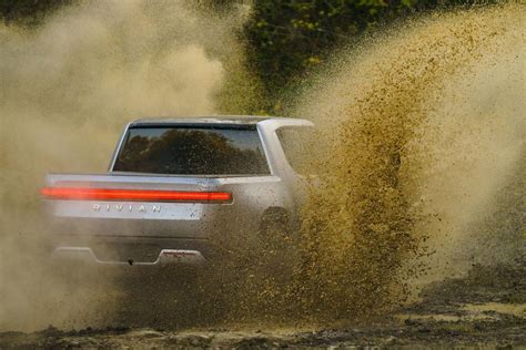 Rivian Reaps $1.2 Billion in Last 3 Months to Fund Electric Pickup ...