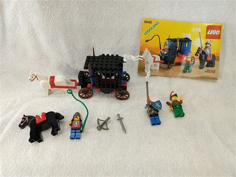 Lego Vintage Castle Dungeon Hunters Complete No Box Crusaders