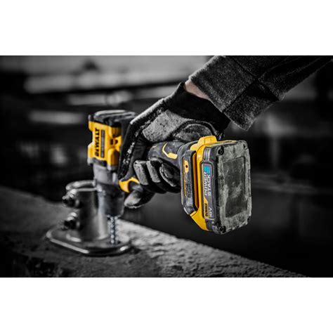 Dewalt Dck E T Qw Kit Outils Powerstack Perceuse Dcd Visseuse