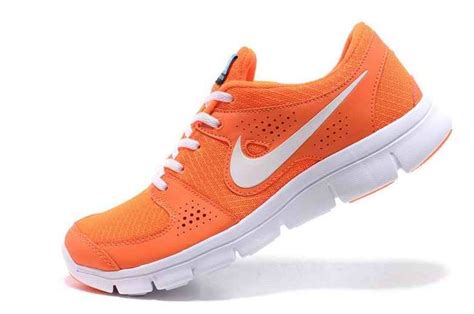 Orange nike shoes, Mens nike shoes, Running shoes for men