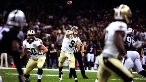 New Orleans Saints Quarterback Drew Brees 98 Yard Touchdown Pass