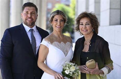 La Felicidad De Ana Rosa Quintana En La Emotiva Boda De Su Sobrino Kike