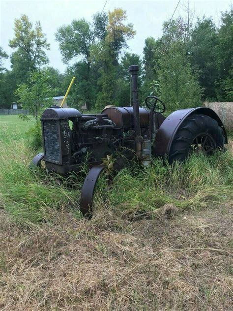 Mc Cormick Deering Vintage Antique Tractor Old Metal Wheels In Front