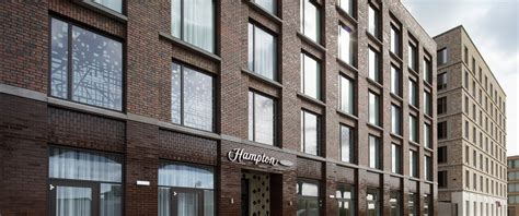 Hampton London Docklands - Hotel near London City Airport