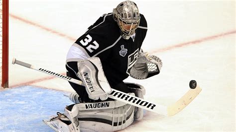 L.A. Kings goalie Jonathan Quick has surgery - Sports Illustrated