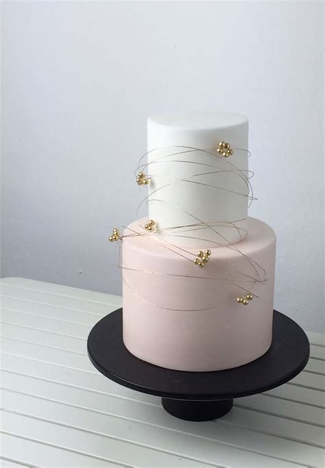 These 40 Wedding Cake Couturiers Create The Most Stunning Cakes And