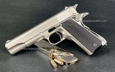 Colt M1911 Silver