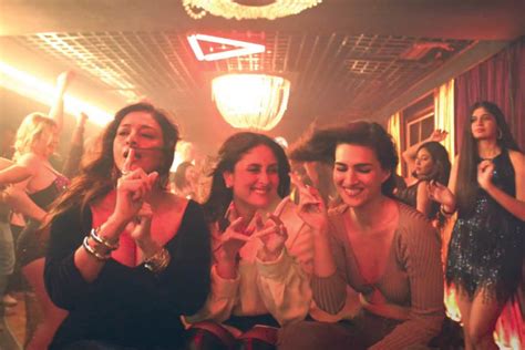 Crew Crew Song Ghagra Kareena Kapoor Khan Kriti Sanon And Tabu Party Like Theres No