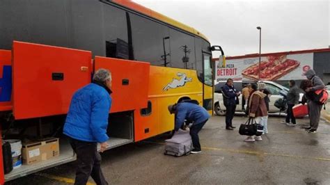 Desde Varios Estados Comienzan A Salir Autobuses Con Militantes De