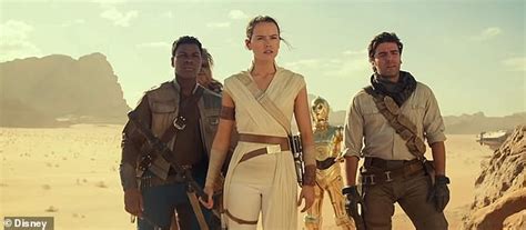 Star Wars The Rise Of Skywalker Features First Ever Same Sex Kiss In