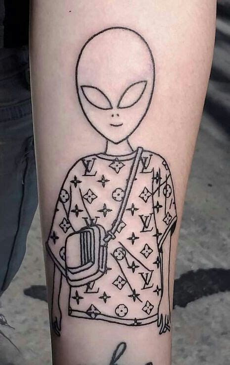 Tatuagem Alienígena No Braço Tatuagem Alienígena Alien Tattoo