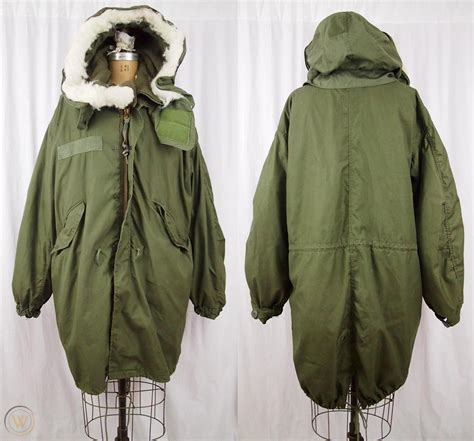 US Military Extreme Cold Weather Parka Liner Fur Hood DLA100-82-C-0691 M EUC | #1801747891