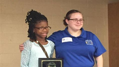 Rock Hill Sc Girl Honored For Calling 911 During Moms Seizure Rock