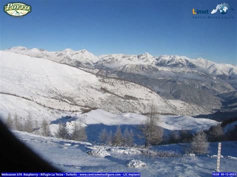 Liguria Maltempo Colpisce La Provincia D Imperia Neve Abbondante A