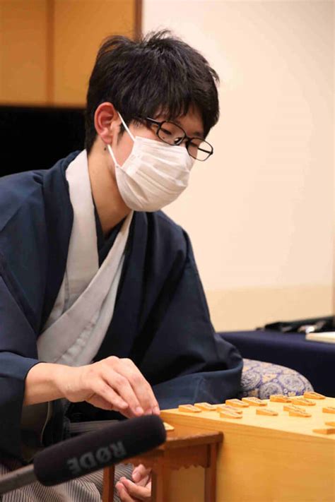 【棋聖戦】佐々木大地七段が藤井聡太七冠に勝利 「再逆転負け」を許すもその後の藤井の変化に注目（写真4） デイリー新潮