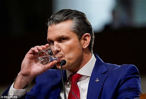 Body Language Expert Decodes What Pete Hegseth Was Really Thinking