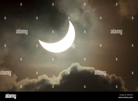 Eclipses Parciales Del Sol Fotograf As E Im Genes De Alta Resoluci N