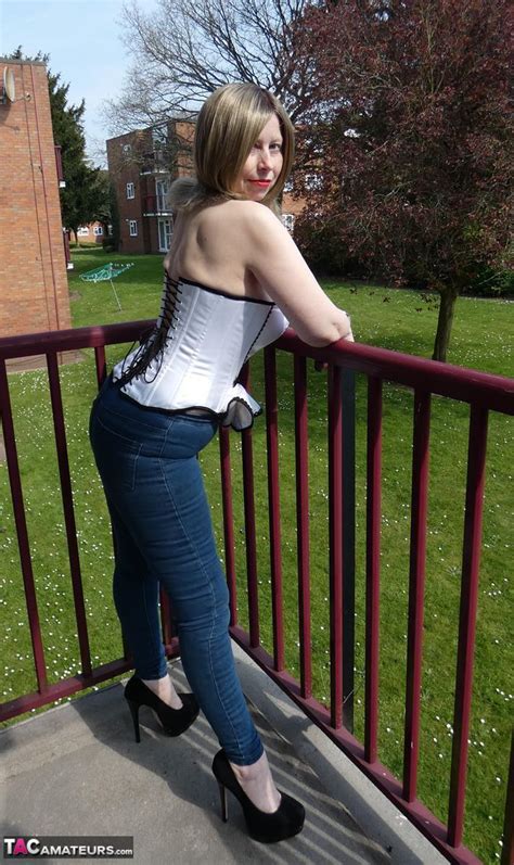 Saggy Tits Exhibitionist Pornpictureshq