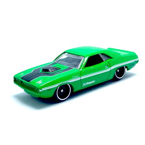 Hot Wheels 70 Dodge Hemi Challenger Shop Hot Wheels Deancent Garage