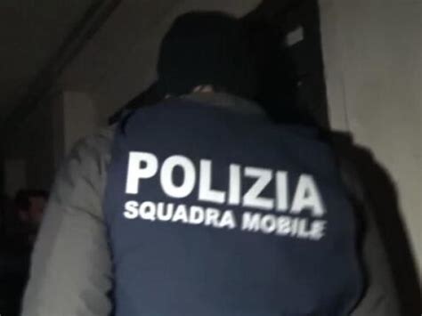 Mafia A Catania Blitz Contro Clan Cursoti Milanesi Misure