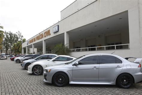 Polícia Pedirá Para Que Carros De Luxo Apreendidos Em Operação Sejam