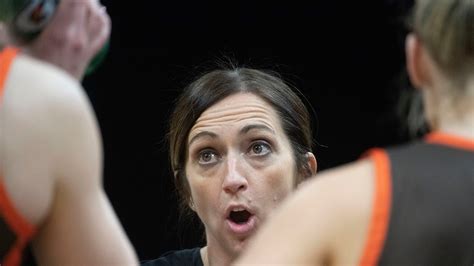 Msu Hires Okemos Native Robyn Fralick As Womens Basketball Coach