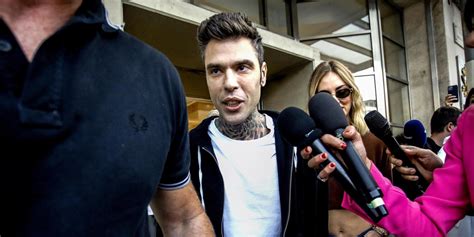 Fedez A X Factor Dopo La Malattia Lui Svela Come Sta Dopo La Visita Medica