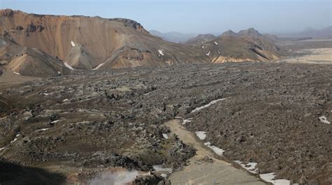 Island Uveo Vanredno Stanje Zbog Straha Od Erupcije Vulkana