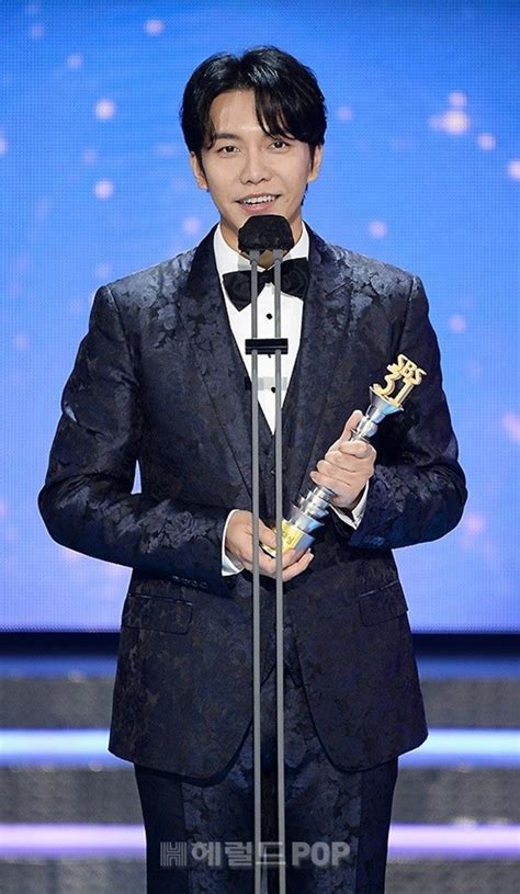 팝업★ 이승기 후크 분쟁 후 첫 공식석상오늘31일 Kbs 연기대상 참석 네이트 뉴스