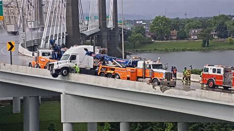 Semi Truck Crashes Into Bridge Aurelia Huber