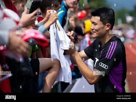 Kim Min Jae Fc Bayern Hi Res Stock Photography And Images Alamy