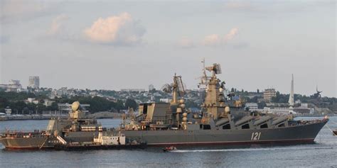 Guerre En Ukraine Le Moskva Navire Amiral De La Flotte Russe En Mer