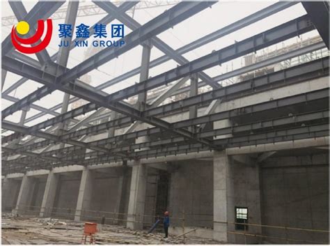 China Low Cost Design Prefab Light Galvanized Metal Frame Building