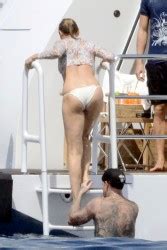 Cameron Diaz Booty Bikini Bottom On A Boat In Italy 7 19 14 Phun Org Forum